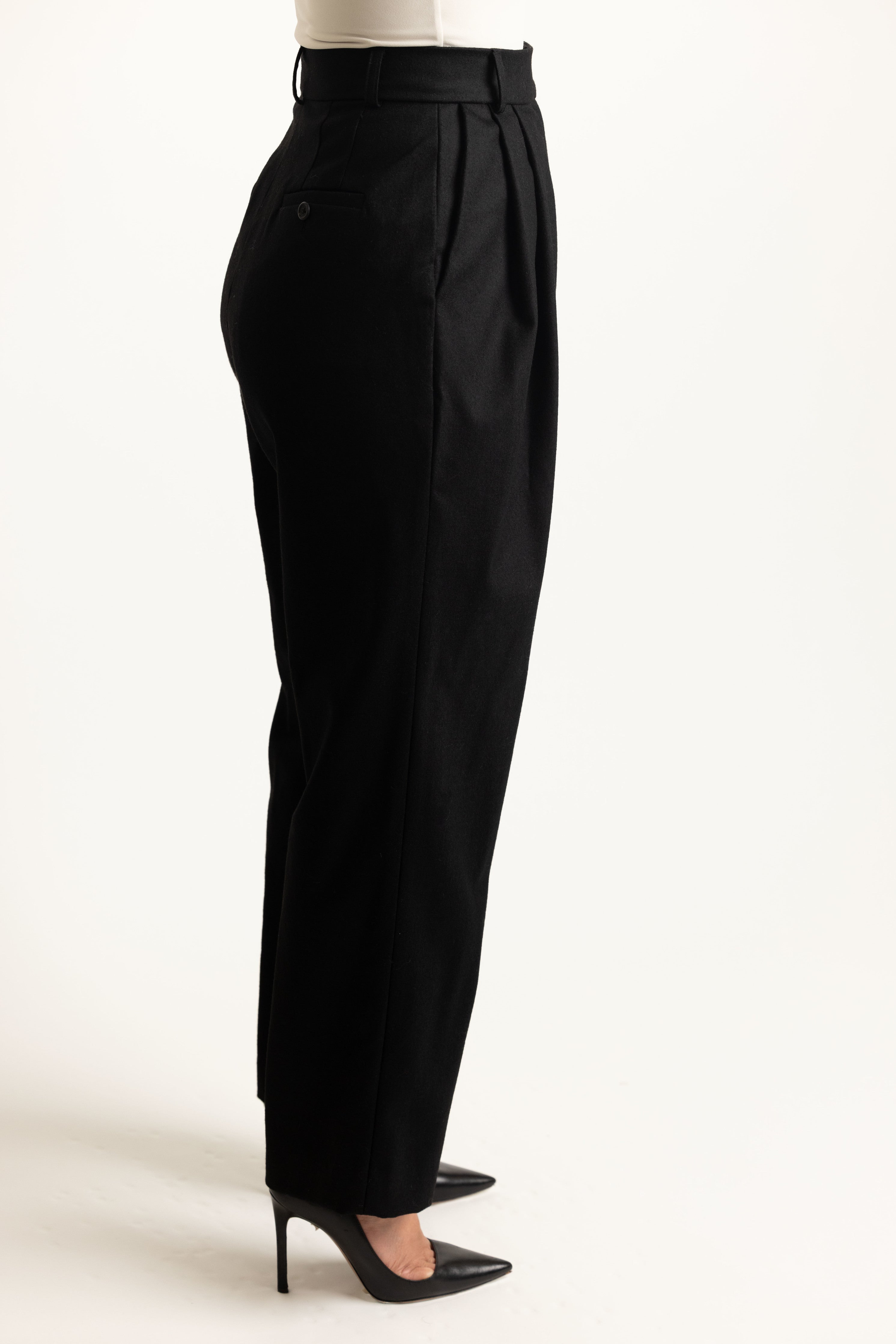 Trial Trouser in Black - side details of pleats 